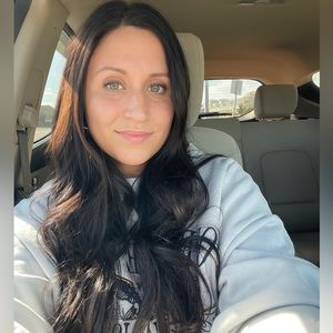 Meet your Posher, Corrie